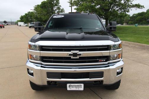 Black 2019 Chevrolet Silverado 2500 LT