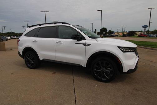 Glacial White Pearl 2023 Kia Sorento X-Line EX