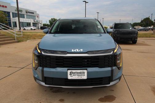 Heritage Blue 2027 Kia Sportage Hybrid S