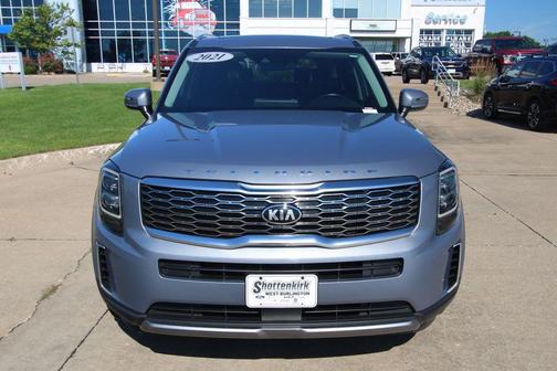Everlasting Silver 2021 Kia Telluride EX