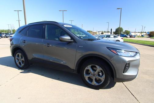 Carbonized Gray Metallic 2025 Ford Escape ST-Line Select