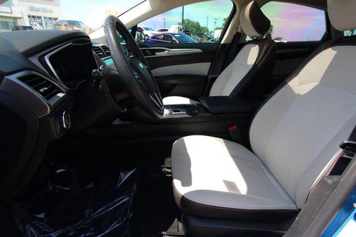 Velocity Blue Metallic 2020 Ford Fusion SE