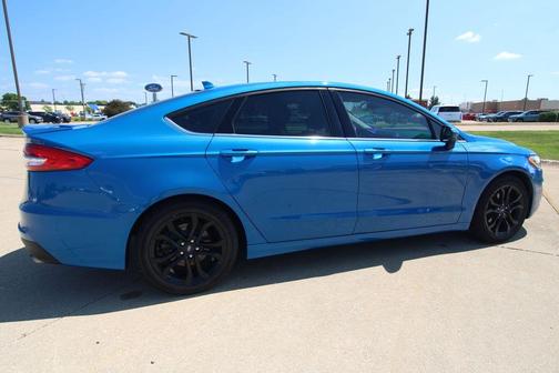 Velocity Blue Metallic 2020 Ford Fusion SE