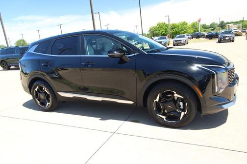 Ebony Black 2026 Kia Sportage EX