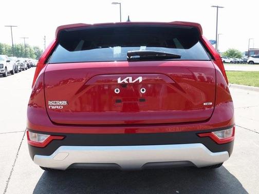 2023 Kia Niro LX