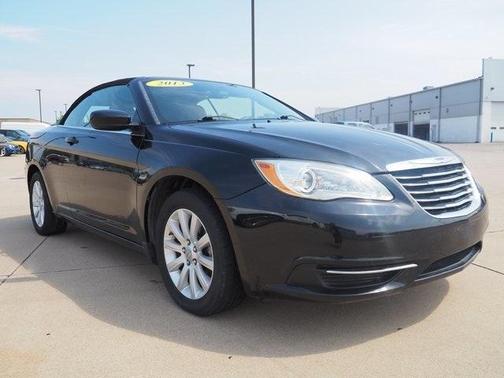 2013 Chrysler 200 Touring