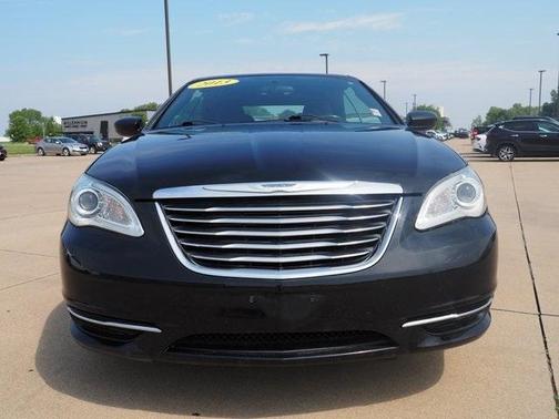 2013 Chrysler 200 Touring