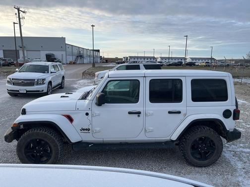 2021 Jeep Wrangler Unlimited Sahara Altitude