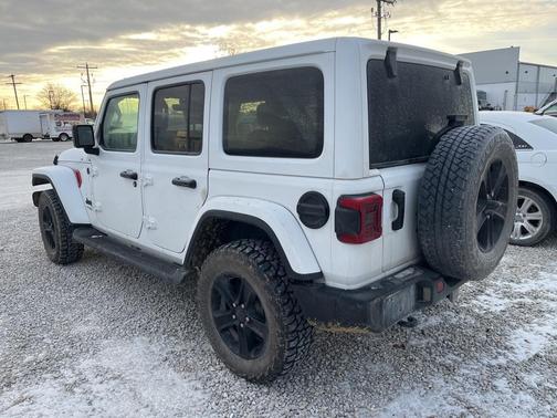 2021 Jeep Wrangler Unlimited Sahara Altitude