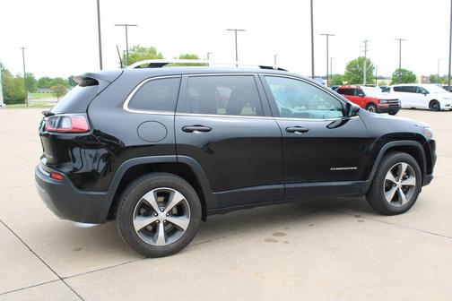 Diamond Black 2019 Jeep Cherokee Limited
