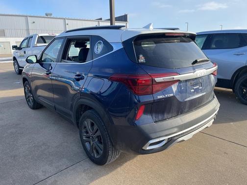 2023 Kia Seltos S
