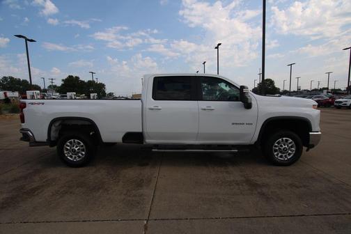 Summit White 2025 Chevrolet Silverado 2500 LT