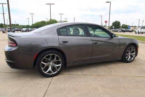 Granite Pearlcoat 2016 Dodge Charger R/T