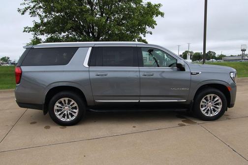 Dark Sky Metallic 2021 GMC Yukon XL SLT