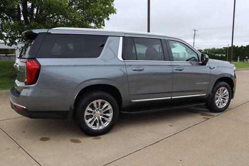 Dark Sky Metallic 2021 GMC Yukon XL SLT