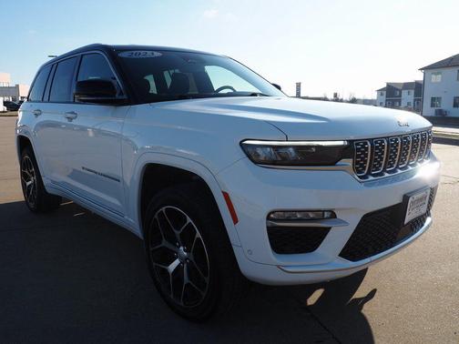 2023 Jeep Grand Cherokee 4xe Summit