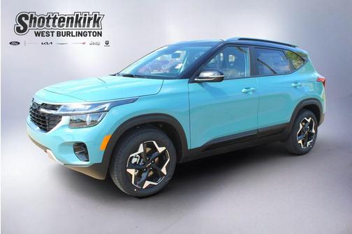 Blue / Black 2026 Kia Seltos S