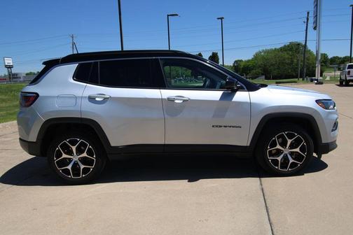 Silver Zynith 2024 Jeep Compass Limited