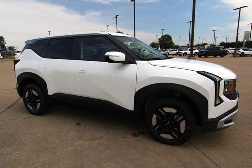 Snow White Pearl 2027 Kia Seltos LX