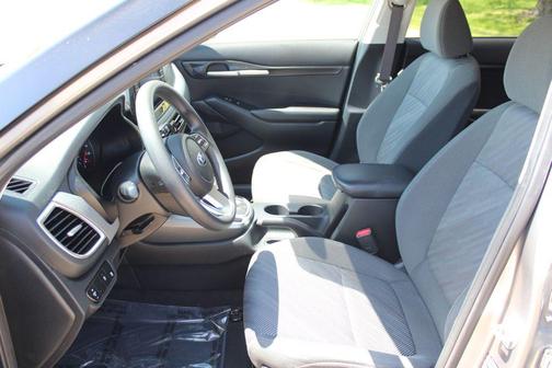 Steel Gray 2021 Kia Seltos LX