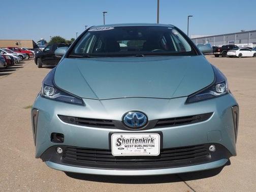 2019 Toyota Prius XLE