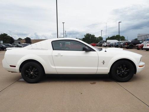 2008 Ford Mustang Premium