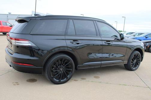Infinite Black Metallic 2025 Lincoln Aviator Reserve AWD