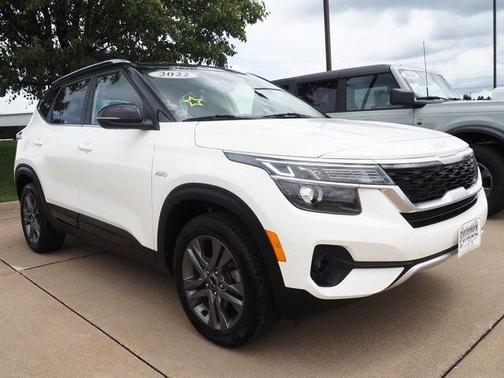 2022 Kia Seltos S