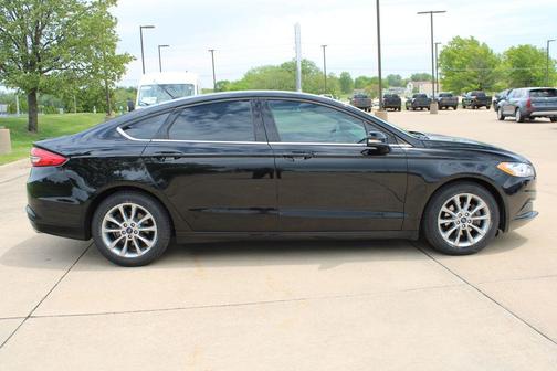 Shadow Black 2017 Ford Fusion SE