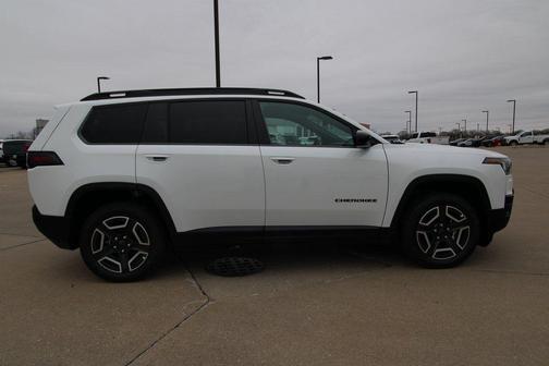 2026 Jeep Cherokee LAREDO/LIMITED