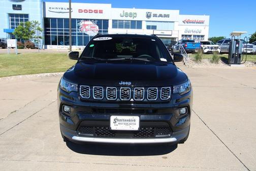 Diamond Black 2025 Jeep Compass Limited