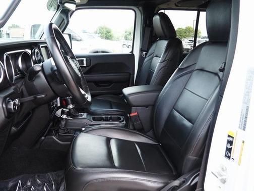2021 Jeep Wrangler Unlimited Sahara Altitude