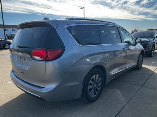 2020 Chrysler Pacifica Touring-L Plus