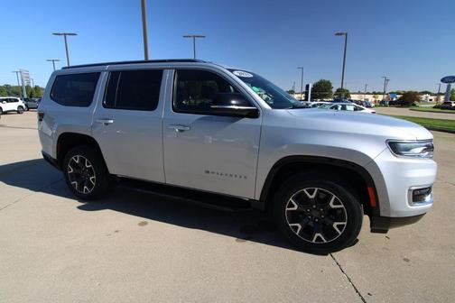 Silver Zynith 2023 Jeep Wagoneer Series III