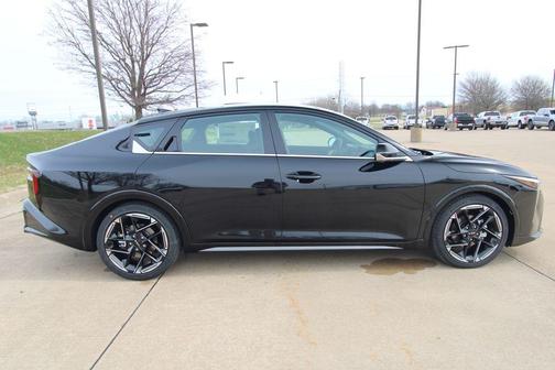 Aurora Black Pearl 2026 Kia K4 GT-LINE