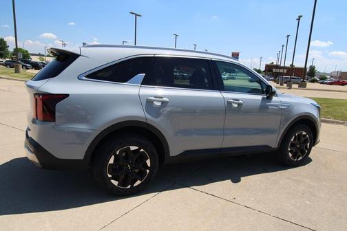Wolf Gray 2024 Kia Sorento S