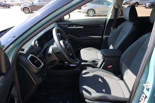 Blue / Black 2026 Kia Seltos S