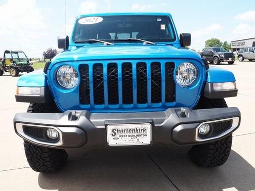 2021 Jeep Gladiator Sport