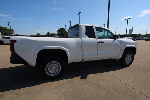 Ice 2025 Toyota Tacoma SR