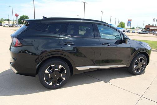Black 2026 Kia Sportage Hybrid SX-Prestige