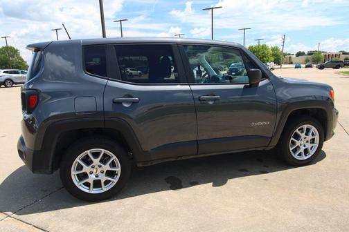 Graphite Gray 2023 Jeep Renegade Latitude