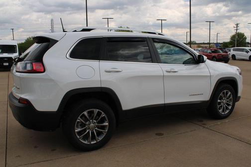 Bright White Clearcoat 2019 Jeep Cherokee Latitude Plus