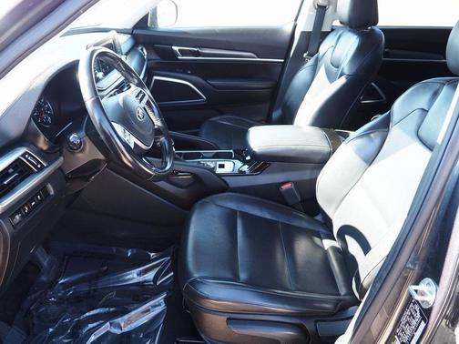 2020 Kia Telluride LX