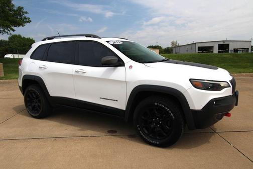 Bright White Clearcoat 2021 Jeep Cherokee Trailhawk