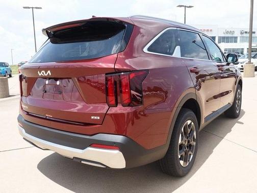 2025 Kia Sorento S