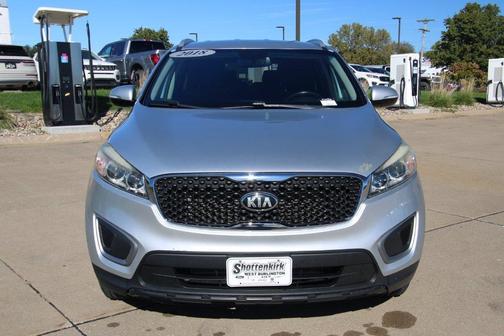 Sparkling Silver 2018 Kia Sorento LX