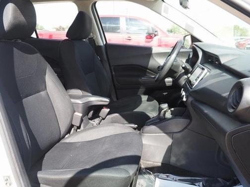 2023 Nissan Kicks S