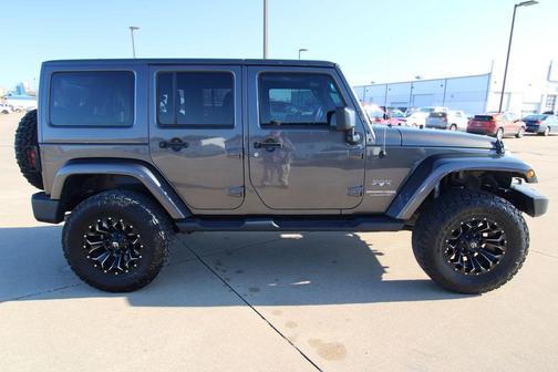 2018 Jeep Wrangler JK Unlimited Sahara