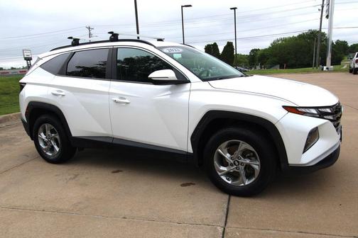 Quartz White 2022 Hyundai TUCSON SEL