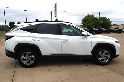 Quartz White 2022 Hyundai TUCSON SEL